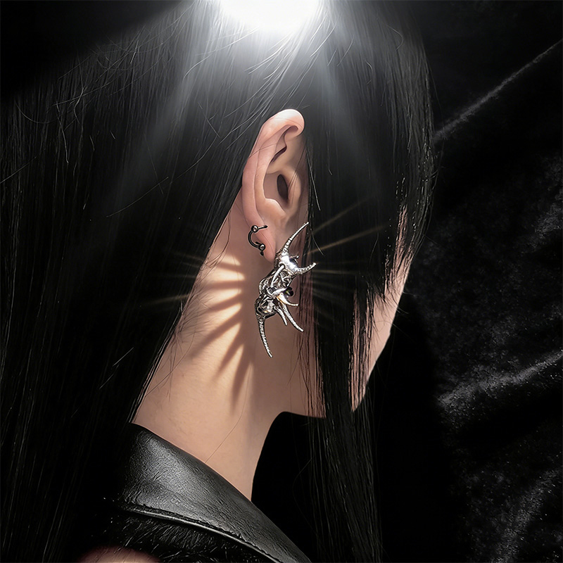 Edgy Demon Horn Skull Earrings - Women'S Fashion Edgy ulasan dan harga