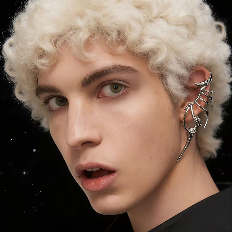 Edgy Skeleton-Style Ear Cuff f - Women'S Fashion Edgy ulasan dan harga