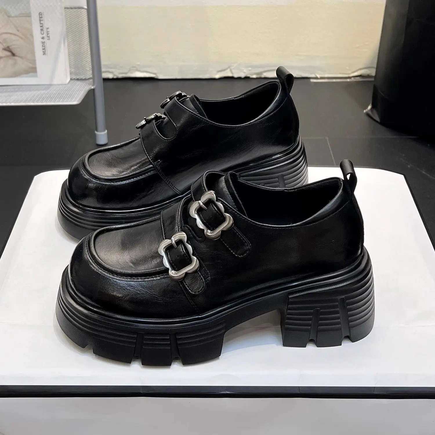 Shoes for Women  New Quality W - Women'S Fashion Trends Autumn 2025 ulasan dan harga