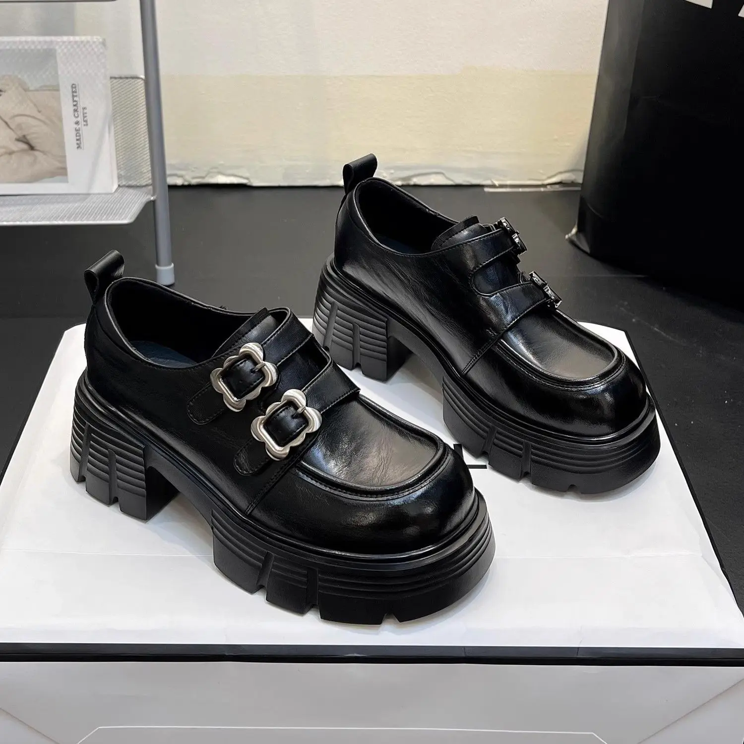 Shoes for Women  New Quality W - Women'S Fashion Trends Autumn 2025 ulasan dan harga