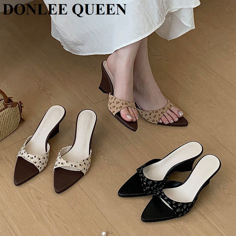 2026 New Slippers Women Slides - Women Queen Fashion ulasan dan harga