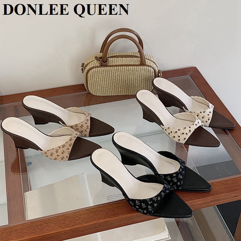 2026 New Slippers Women Slides - Women Queen Fashion ulasan dan harga